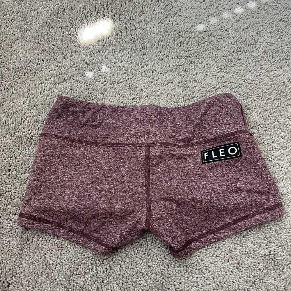 2.5” Heather Maroon Fleo Shorts